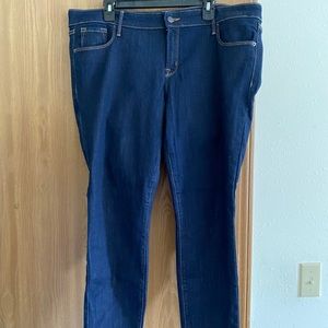 Old Navy Rockstar Super Skinny Low Rise Jeans